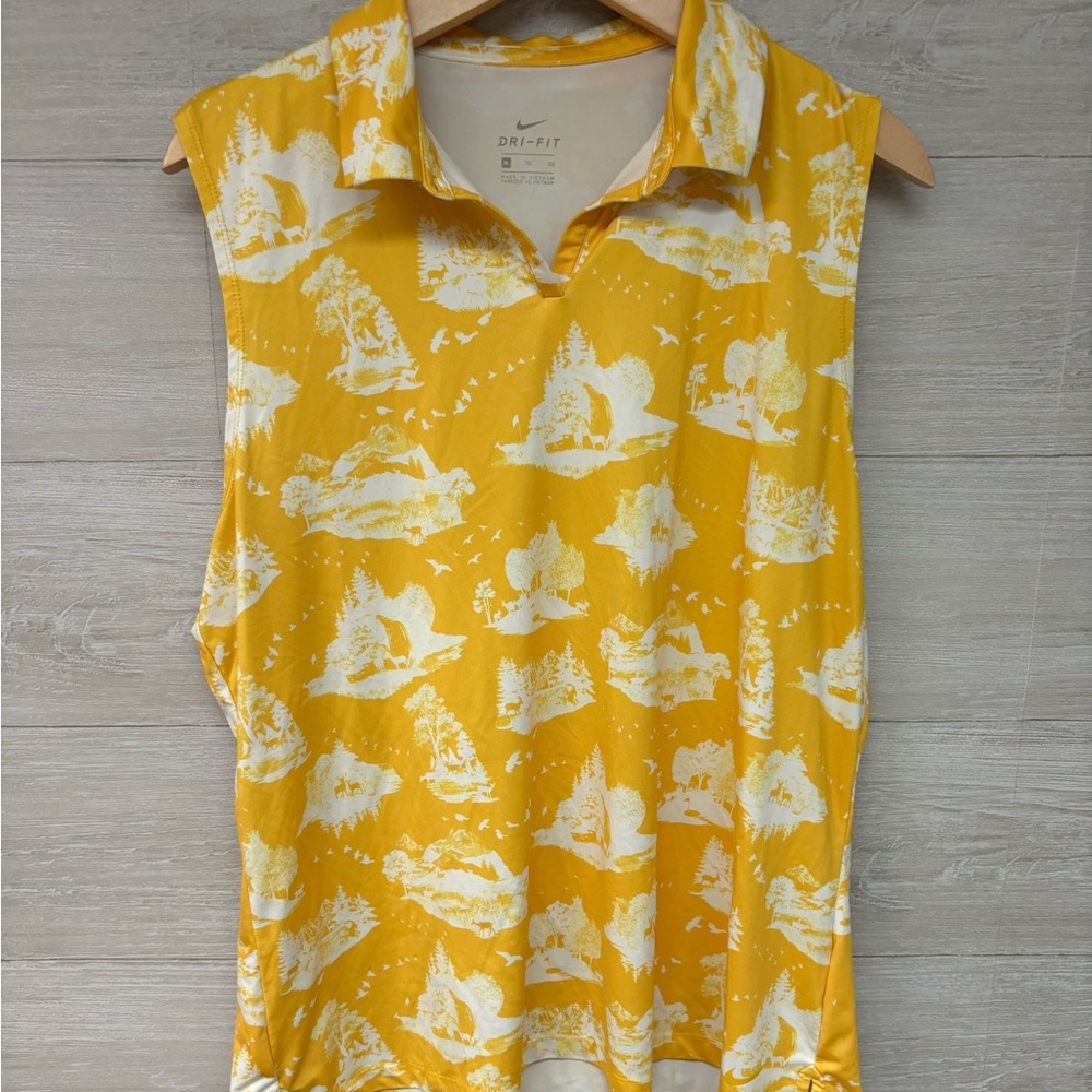 *| Nike | Dri-Fit polo. Size XL.*